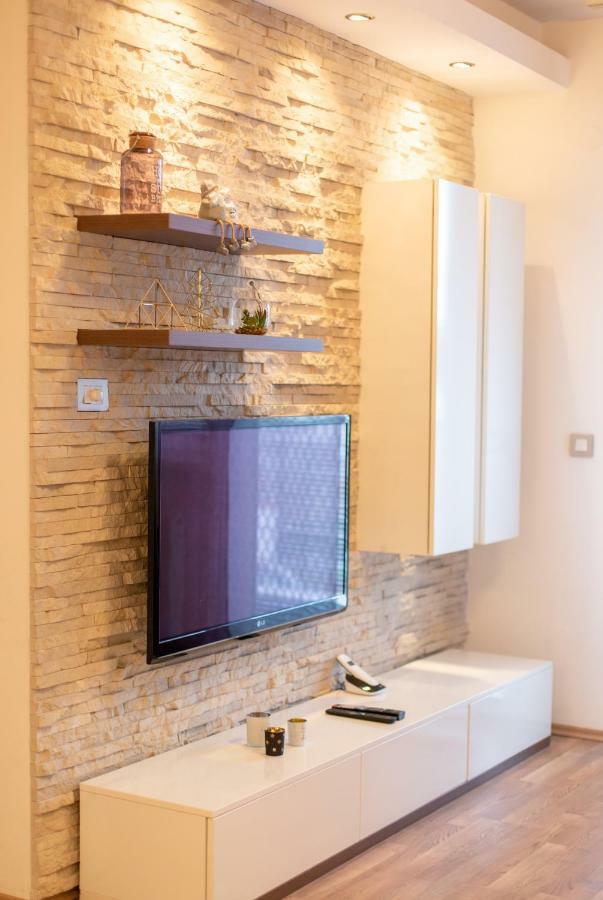Vf Kragujevac Apartments Bagian luar foto
